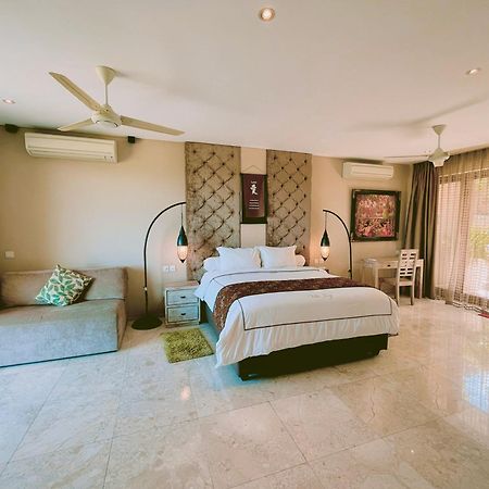 Villa Mandalika Lombok Kuta  Exteriör bild